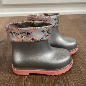 FINAL SALE!!! Worn once! EUC MINI Melissa rain boots 🤩